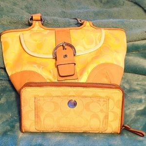 Coach bag with matching zipper wallet